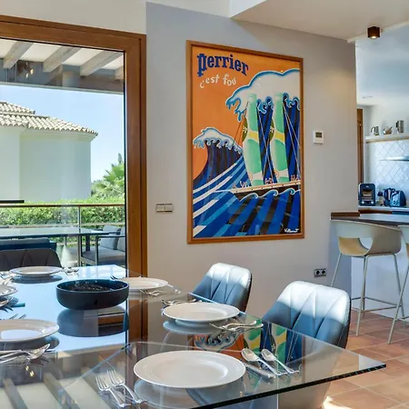 Luxe By The Sea Willa *
